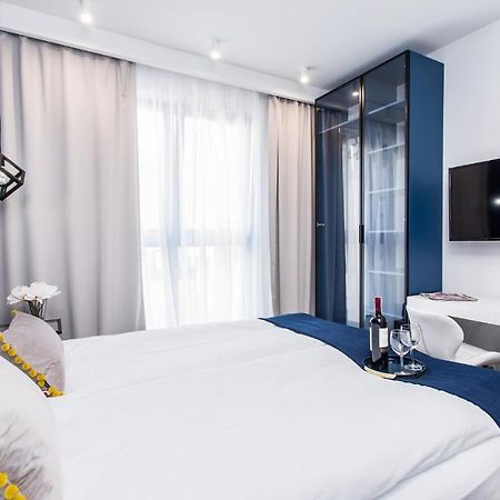 Modern & Classy Industrial - Apartamenty Browar Danzica Esterno foto
