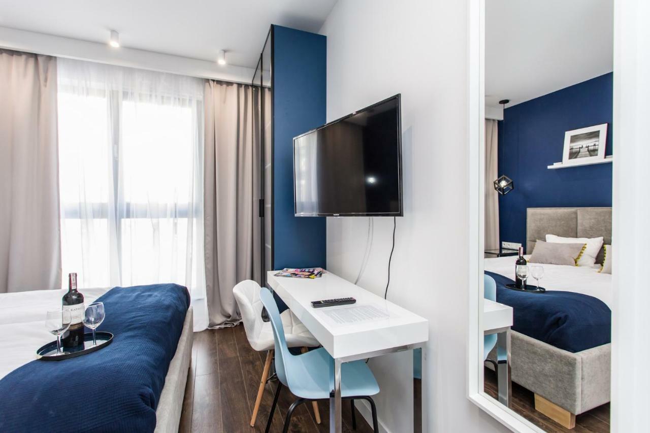 Modern & Classy Industrial - Apartamenty Browar Danzica Esterno foto