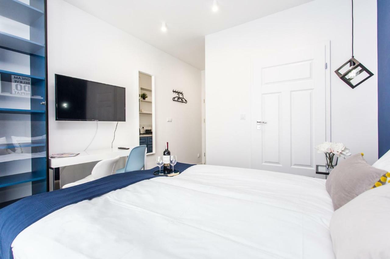 Modern & Classy Industrial - Apartamenty Browar Danzica Esterno foto